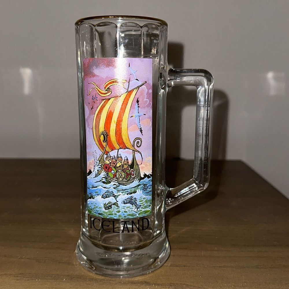 ‎Buckling Iceland Beer Glass mug